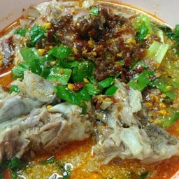 ร้านบะหมี่เตี่ยกับแม่