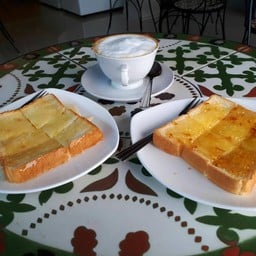 MAI - BAAN CAFE INN กับ อาจารย์เชี่ยว
