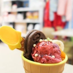 Snoopy Pancake & Gelato (155THB)