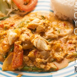 ปูผัดผงกะหรี่ราดข้าว