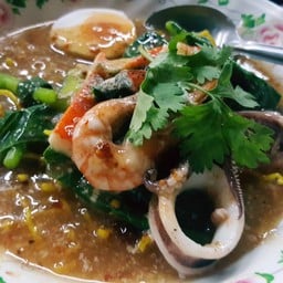 หน่องราดหน้าต้มยำ