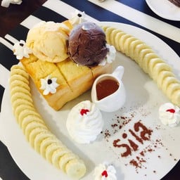 AMATA CAFE by Sila