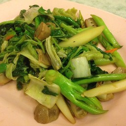 ผัดผักรวมมิตร