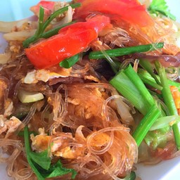 วุ้นเส้นผัดไข่