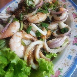 รถเข็น ริมหาดบางแสน