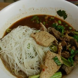 ร้านก๋วยเตี๋ยวเรือบางใหญ่