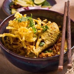 Khao Soi (Chicken)