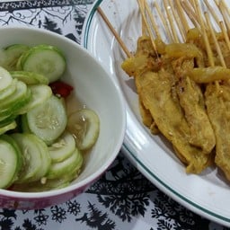 หมูสะเต๊ะไฮโซ
