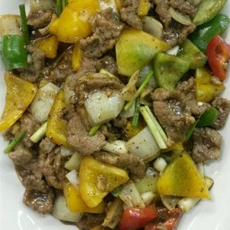 เนื้อผัดพริกไทยดำ
