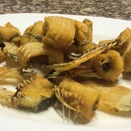 ปลาสลิดทอด