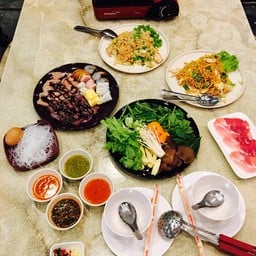 อากาส ดี้ดี หนาวๆอย่างนี้ ต้องจิ้มจุ่ม ร้านนี้ สุดๆเลยจ้า