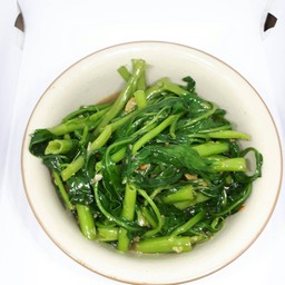 ผักบุ้งไฟแดง