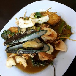 ผัดฉ่าทะเล