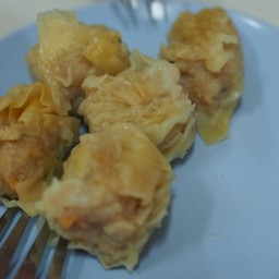 ไก่ผัดพริกสดหอมใหญ่