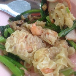 ราชาบะหมี่เกี๊ยว วัชรพล