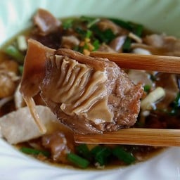 ก๋วยเตี๋ยวเป่าปาก โนนไทย