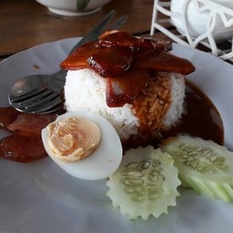 แพอาหารเย็นตาโฟใต้