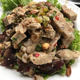 ยำไทยหมู