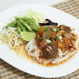 ขนมจีนน้ำเงี้ยว