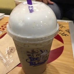 The Coffee Bean & Tea Leaf Terminal1 Departure gate 11