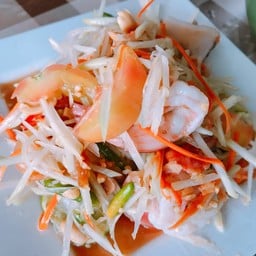 ฟ้ารุ่ง ก๋วยเตี๋ยวเรือชามยักษ์ สาขา 11