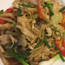 ไก่ผัดขิง