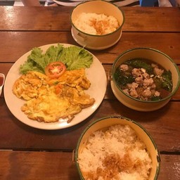 โจ๊กหัวปลา ขนำโรตี