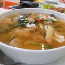 ต้มยำรวมมิตรทะเล