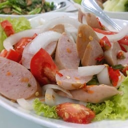 ยำไส้กรอก