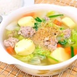 แกงจืด ใส่หมูสับ สามารถเลือกท้อปปิ้งอื่นๆได้ตามชอบ
