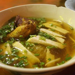 ก๋วยเตี๋ยวไก่ศาลเจ้า