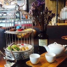 คัพเค้กแสนจะแข็ง ขนมไม่สดใหม่ รุ้สึกผิดหวัง