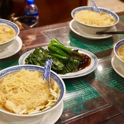 Mak's Noodle The Peak Galleria