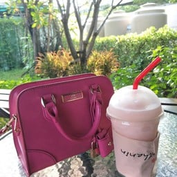 Inthanin Coffee ปั้มน้ำมันบางจาก ศรีนครินทร์ 41
