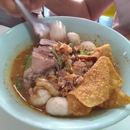 ก๋วยเตั๋ยวป้าปัท