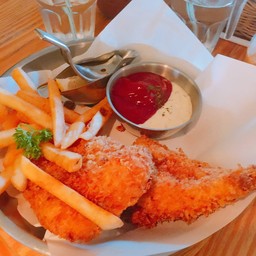 "Fish and Chips" เมนูคลาสสิกอังกฤษ สี่ดาว