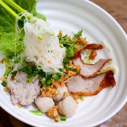 ก๋วยเตี๋ยวเตาถ่านออนเซ็น ท่าข้ามซอย 7 บางขุนเทียน