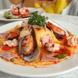 ข้าวไข่ข้นซอสต้มยำทะเล