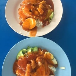 ข้าวหมูแดงนครปฐม