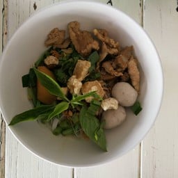 ก๋วยเตี๋ยวนายหนุ่ม