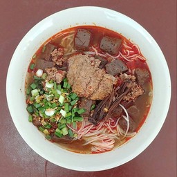 ขนมจีนน้ำเงี้ยวหมู