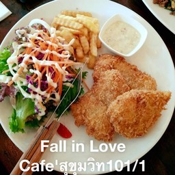 Fish And Chips ปลาชุบเกล็ดขนมปัง กับทาทาร์ซอสรสชาติอร่อย