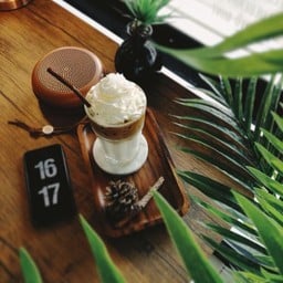 ศูนย์จำหน่ายผลิตภัณฑ์โอทอป จังหวัดเลย ตรงข้ามวิทยาลัยอาชีวะ