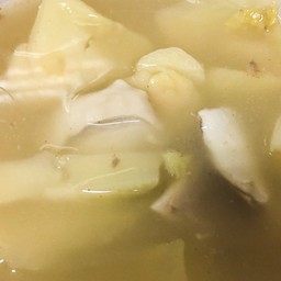 แกงจืดกระเพาะหมูเกี้ยมฉ่าย (กลาง)