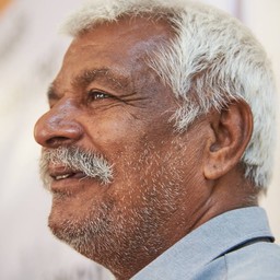 ลุงเบอร์นาร์ด ยาโด