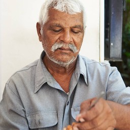 ลุงเบอร์นาร์ด ยาโด