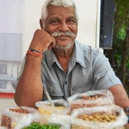 ลุงเบอร์นาร์ด ยาโด