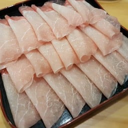 นุ่ม แต่น้อยกว่าสามชั้น