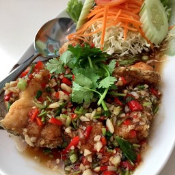 เนื้อปลาเก๋าราดพริก