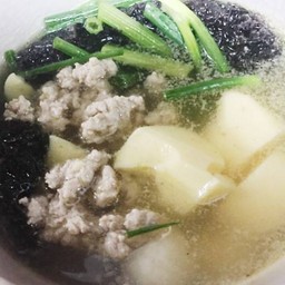 แกงจืดสาหร่าย (กลาง)